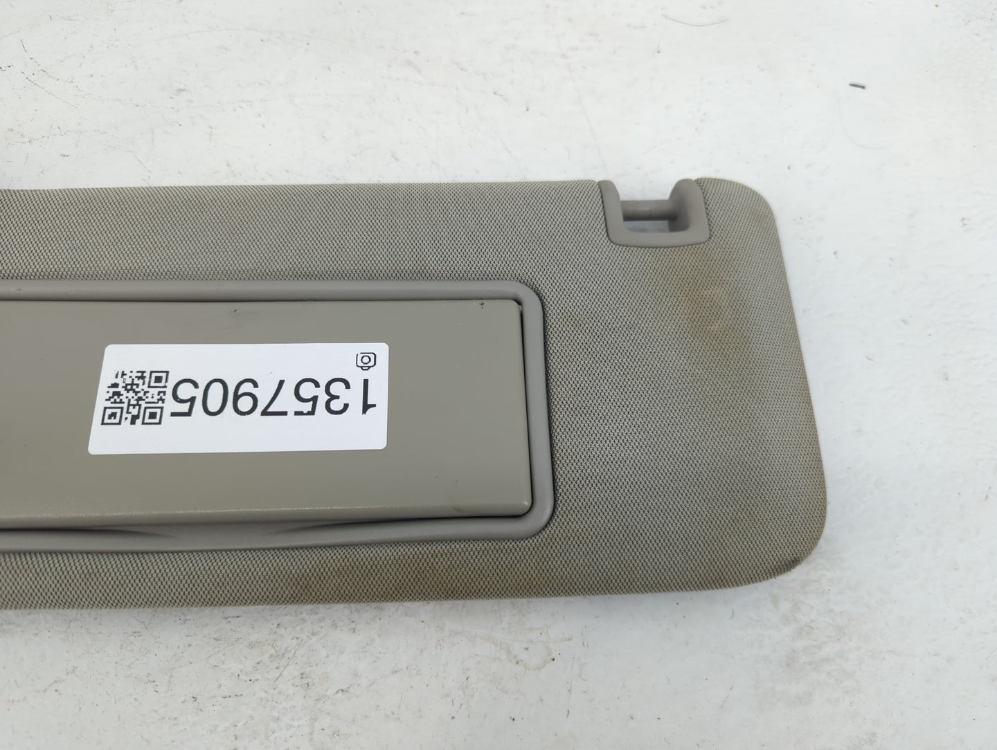2014-2015 Cadillac Cts Sun Visor Shade Replacement Driver Left Mirror Fits Fits 2014 2015 OEM Used Auto Parts - Oemusedautop