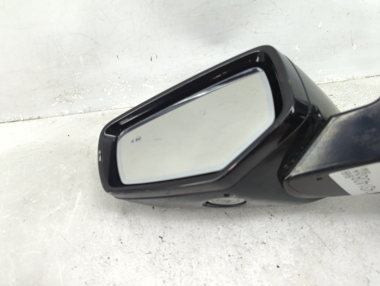 2015-2019 Cadillac Cts Driver Side View Mirror - Left Door Mirror OEM Used - Oemusedautoparts1.com