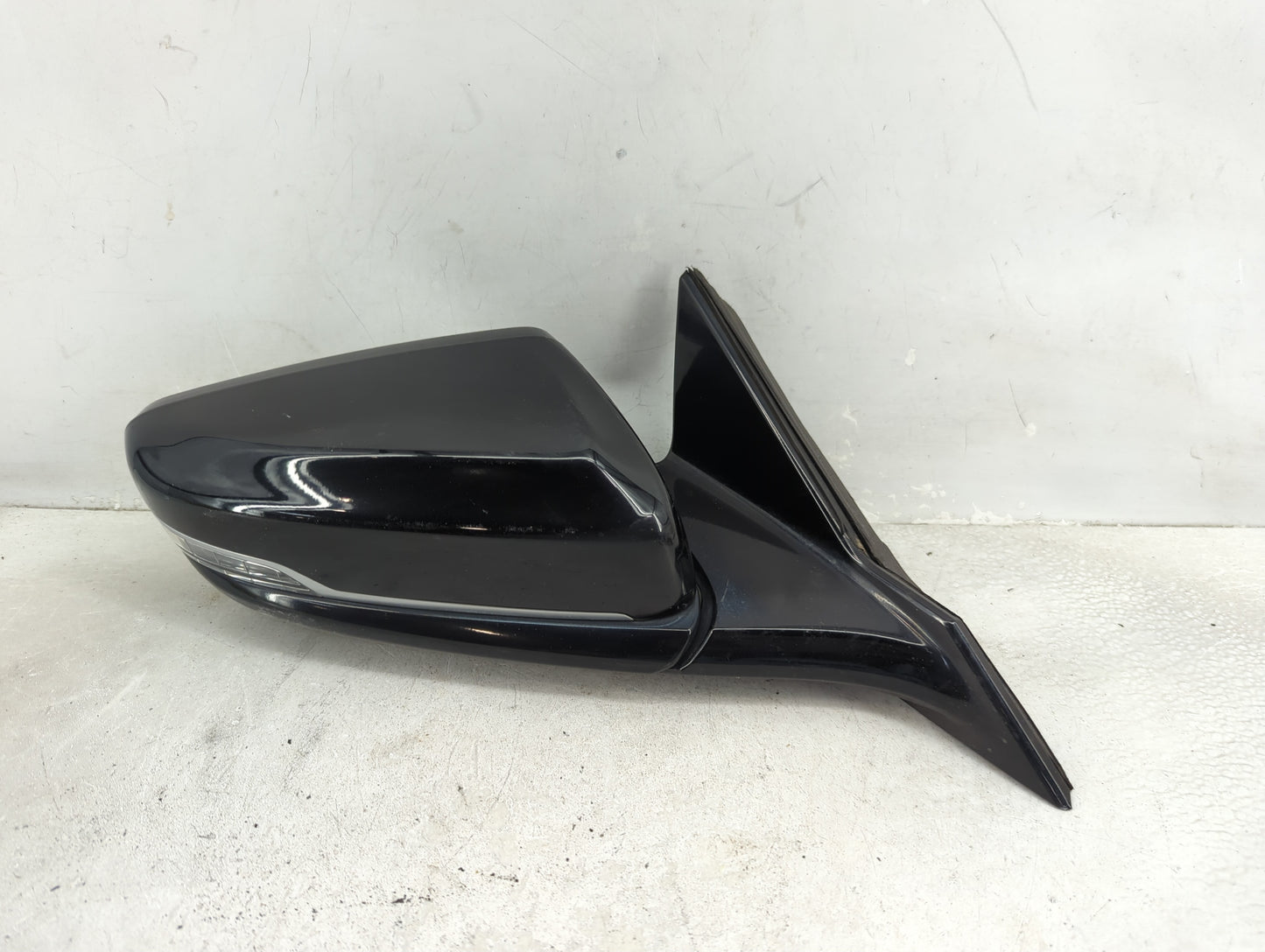 2015-2019 Cadillac Cts Passenger Side View Mirror - Right Door Mirror OEM Used - Oemusedautoparts1.com