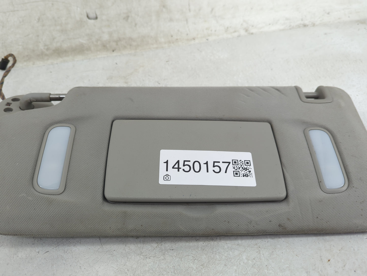 2014-2019 Cadillac Cts Sun Visor Shade Replacement Driver Left Mirror Fits Fits 2014 2015 2016 2017 2018 2019 OEM Used Auto 