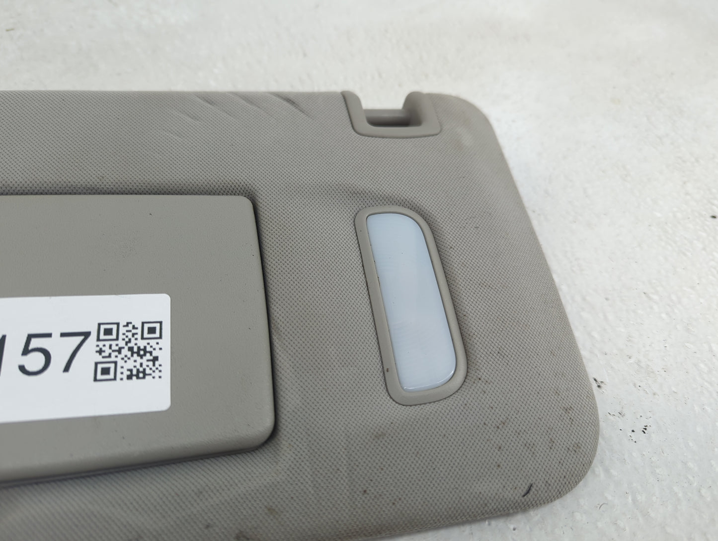 2014-2019 Cadillac Cts Sun Visor Shade Replacement Driver Left Mirror Fits Fits 2014 2015 2016 2017 2018 2019 OEM Used Auto 