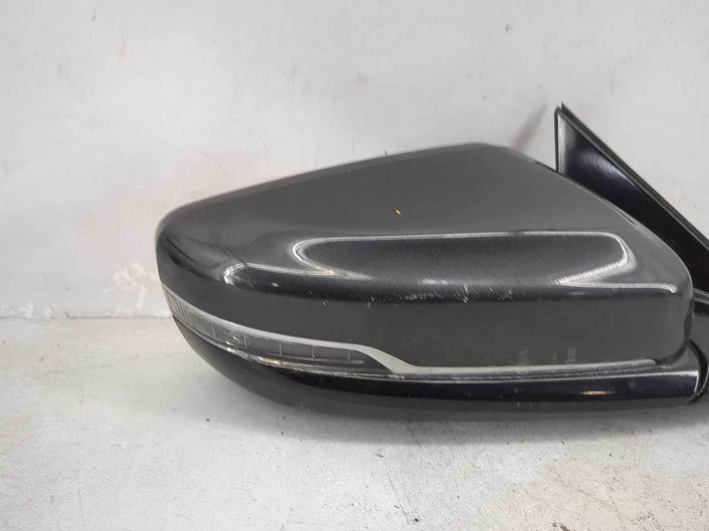 2014-2015 Cadillac Cts Passenger Side View Mirror - Right Door Mirror OEM Used - Oemusedautoparts1.com