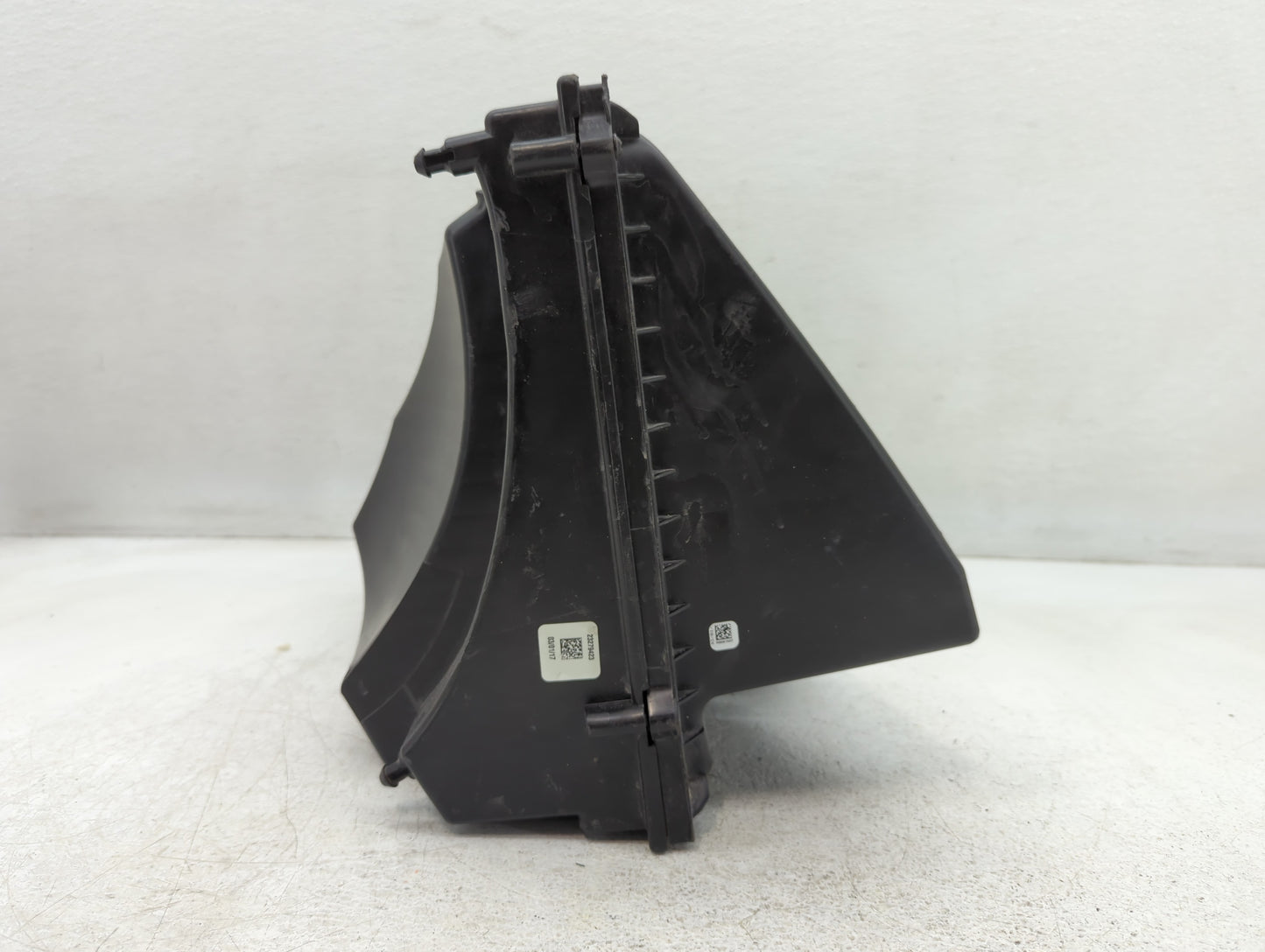 2014-2017 Cadillac Cts Air Cleaner Intake-duct Hose Tube 677649 - Oemusedautoparts1.com