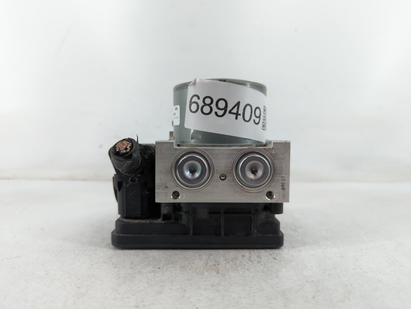 2014-2016 Cadillac Cts ABS Pump Control Module Replacement P/N:23468631 Fits Fits 2014 2015 2016 OEM Used Auto Parts - Oemus