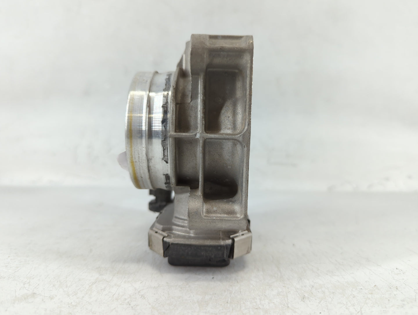 2014-2019 Cadillac Cts Throttle Body P/N:12627067DA Fits Fits 2013 2014 2015 2016 2017 2018 2019 2020 2021 OEM Used Auto Par