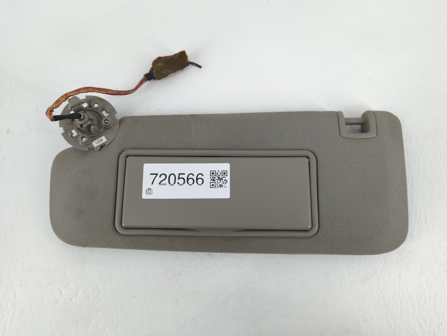 2014-2019 Cadillac Cts Sun Visor Shade Replacement Driver Left Mirror Fits Fits 2014 2015 2016 2017 2018 2019 OEM Used Auto 