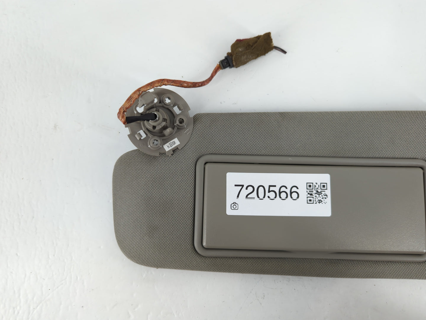 2014-2019 Cadillac Cts Sun Visor Shade Replacement Driver Left Mirror Fits Fits 2014 2015 2016 2017 2018 2019 OEM Used Auto 