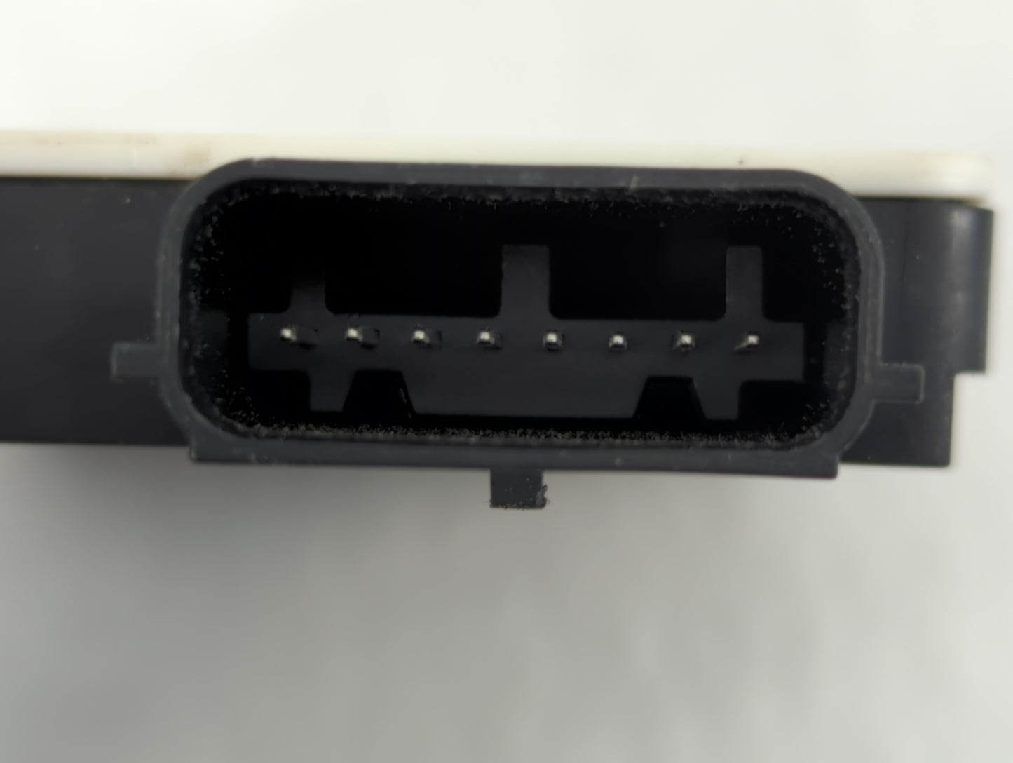 2015-2015 Cadillac Cts Chassis Control Module Ccm Bcm Body Control - Oemusedautoparts1.com