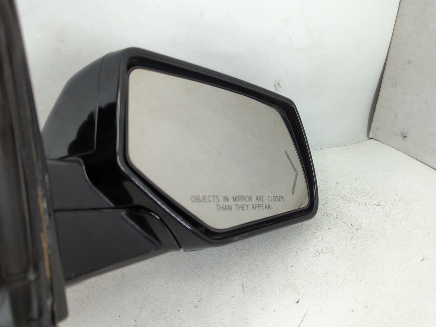 2015-2017 Cadillac Escalade Passenger Side View Mirror - Right Door Mirror OEM Used - Oemusedautoparts1.com
