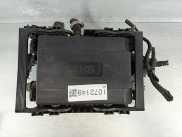 2015-2020 Cadillac Escalade Fusebox Fuse Box Panel Relay Module P/N:84114437 Fits Fits 2015 2016 2017 2018 2019 2020 OEM Use