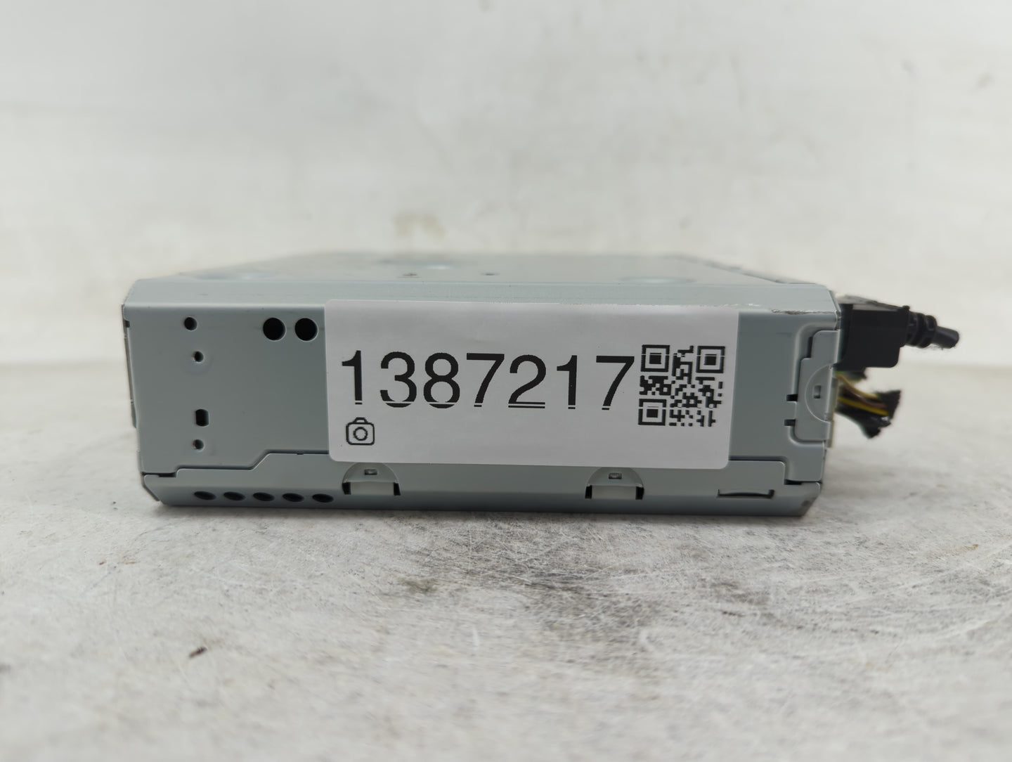 2015-2020 Cadillac Escalade Radio AM FM Cd Player Receiver Replacement P/N:23487131 Fits Fits 2015 2016 2017 2018 2019 2020 