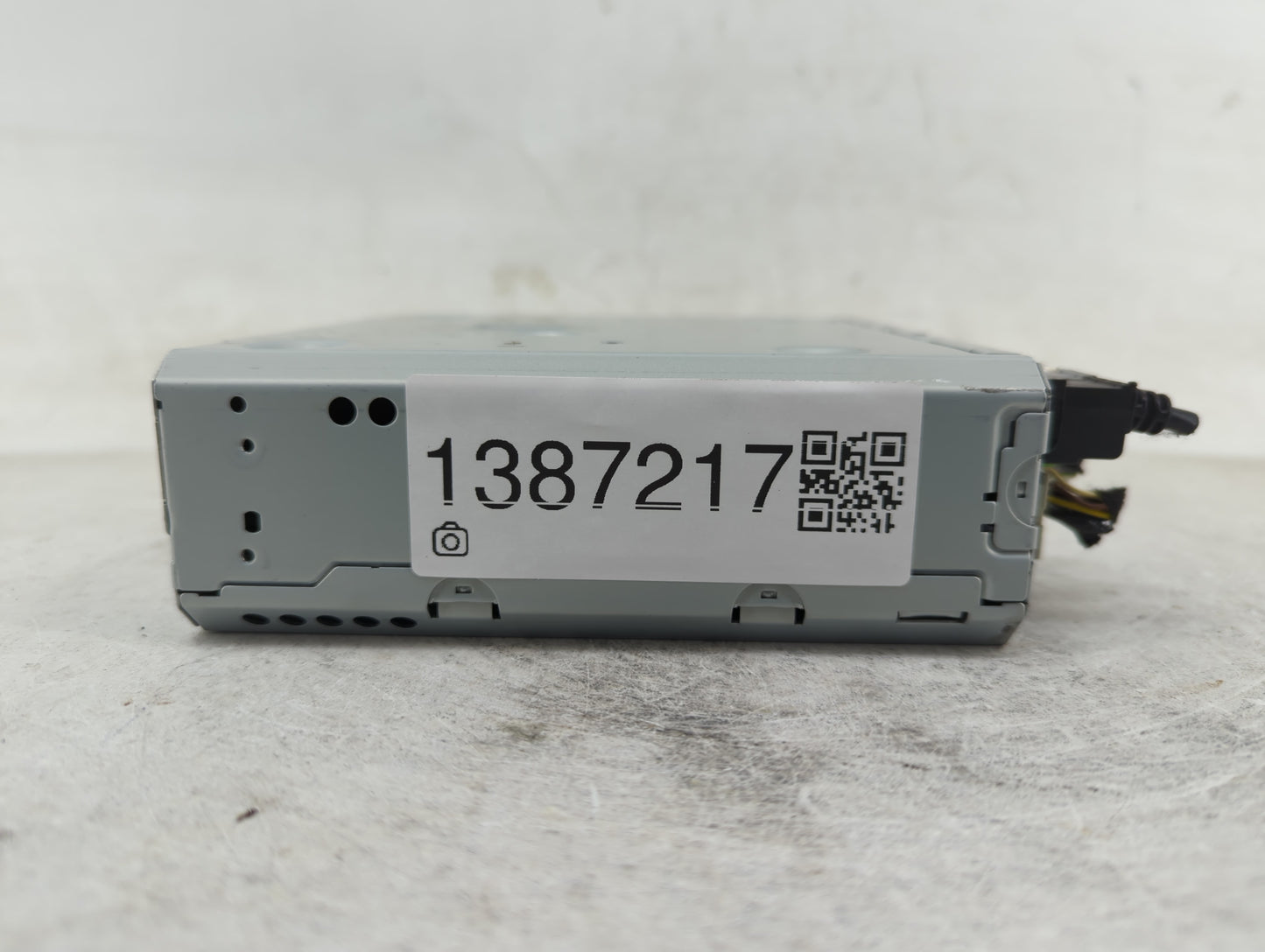 2015-2020 Cadillac Escalade Radio AM FM Cd Player Receiver Replacement P/N:23487131 Fits Fits 2015 2016 2017 2018 2019 2020 