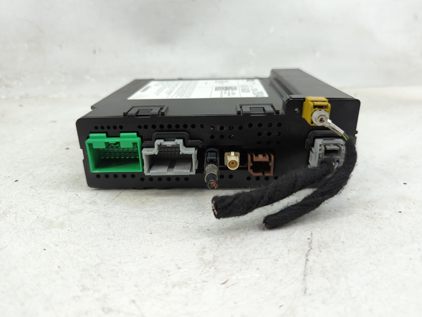 2015 Cadillac Escalade Radio AM FM Cd Player Receiver Replacement P/N:13592804 Fits Fits 2013 2014 OEM Used Auto Parts - Oem