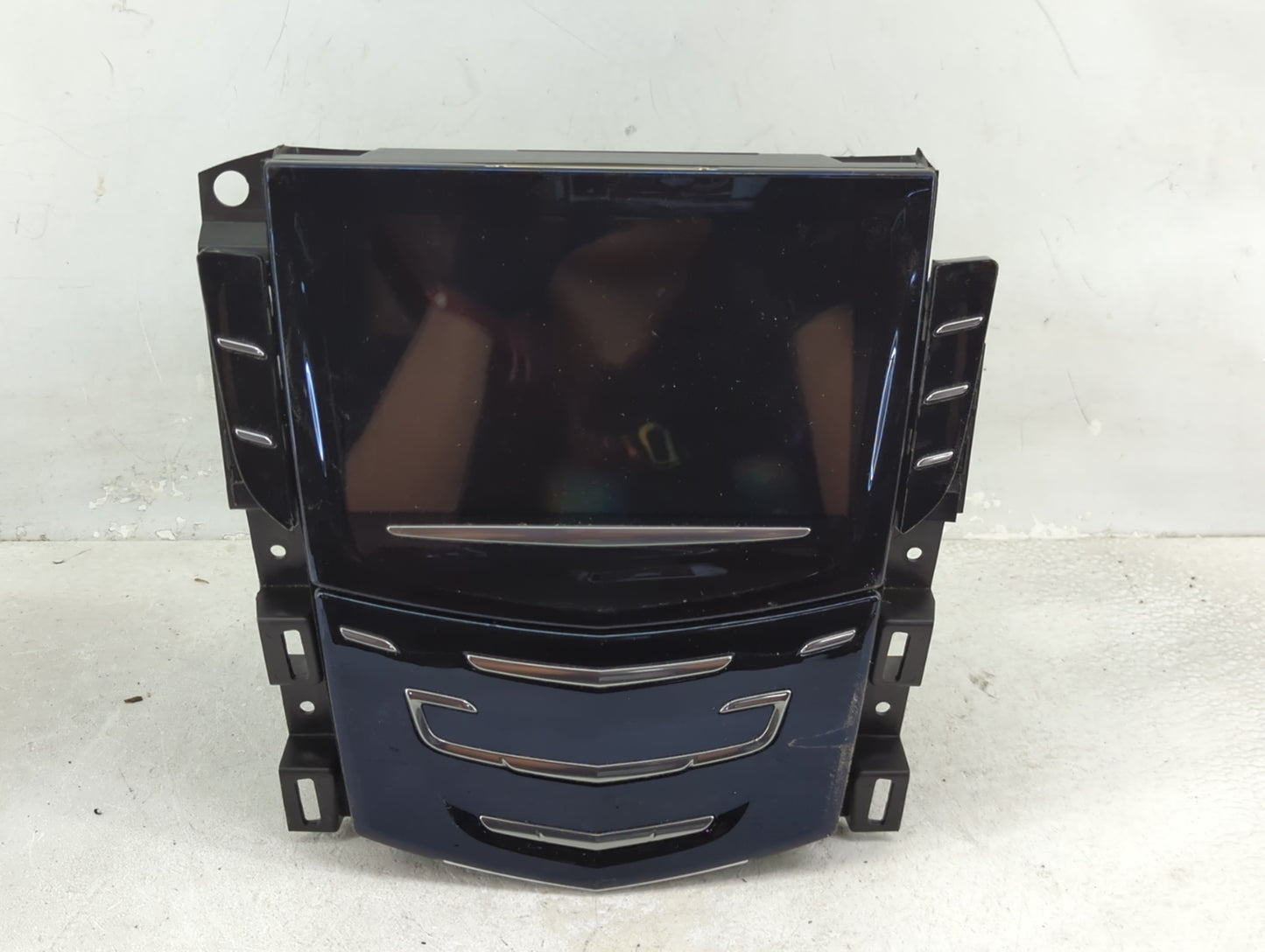 2015-2016 Cadillac Escalade Radio AM FM Cd Player Receiver Replacement P/N:84237913 652508805, 84986468 Fits Fits 2015 2016 