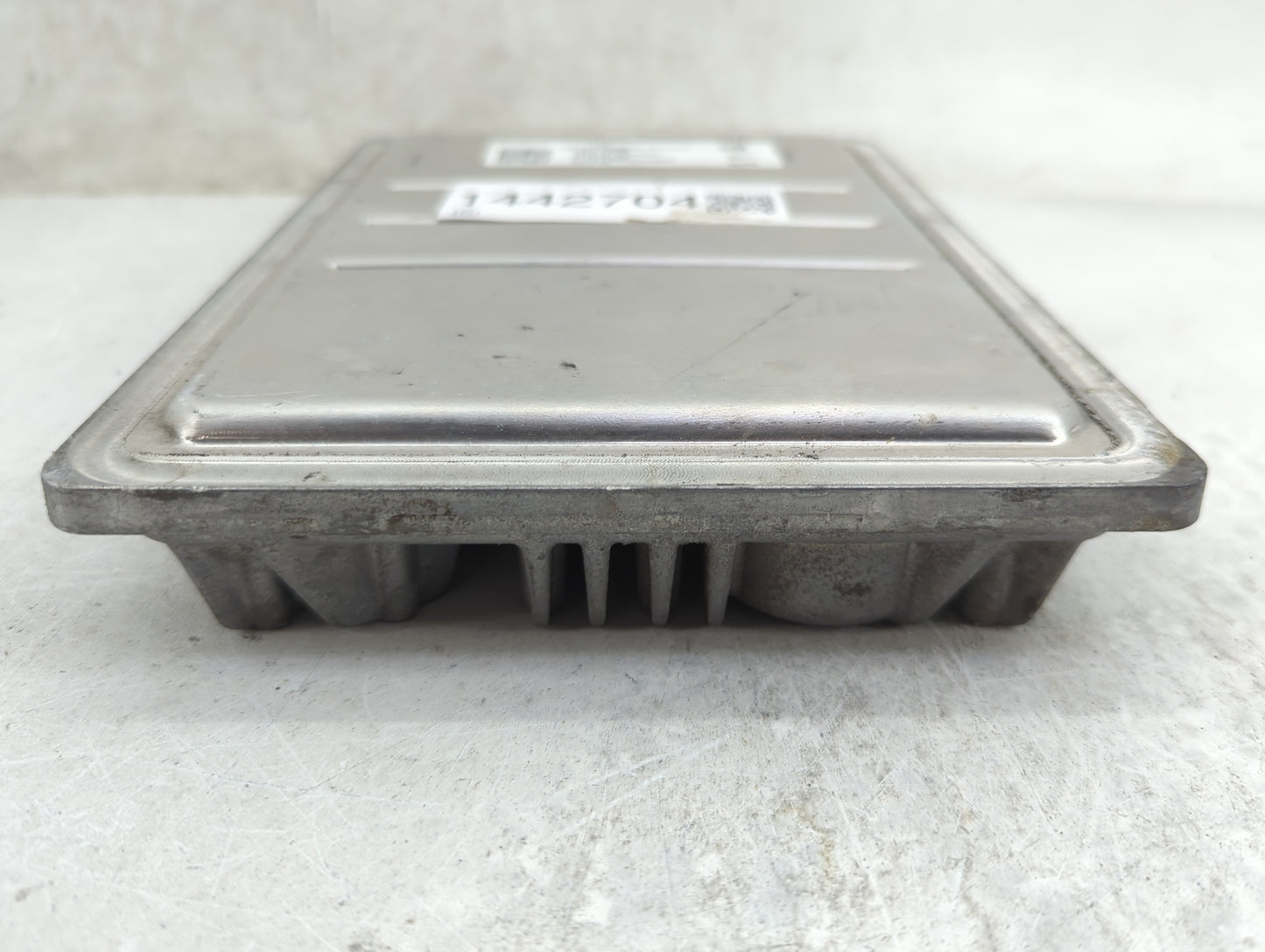 2015-2016 Cadillac Escalade PCM Engine Control Computer ECU ECM PCU OEM P/N:12671200 12669318 Fits Fits 2014 2015 2016 OEM U