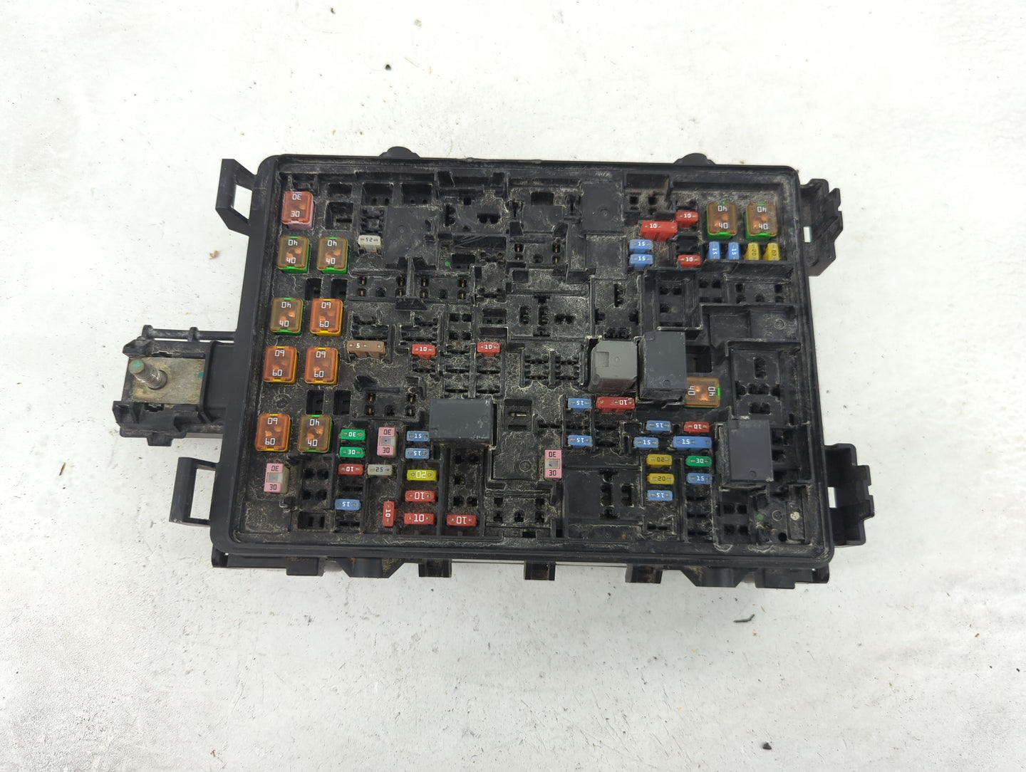 2015-2020 Cadillac Escalade Fusebox Fuse Box Panel Relay Module P/N:22773484 Fits Fits 2015 2016 2017 2018 2019 2020 OEM Use