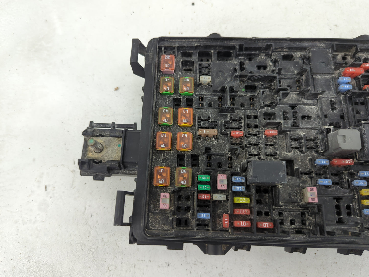 2015-2020 Cadillac Escalade Fusebox Fuse Box Panel Relay Module P/N:22773484 Fits Fits 2015 2016 2017 2018 2019 2020 OEM Use