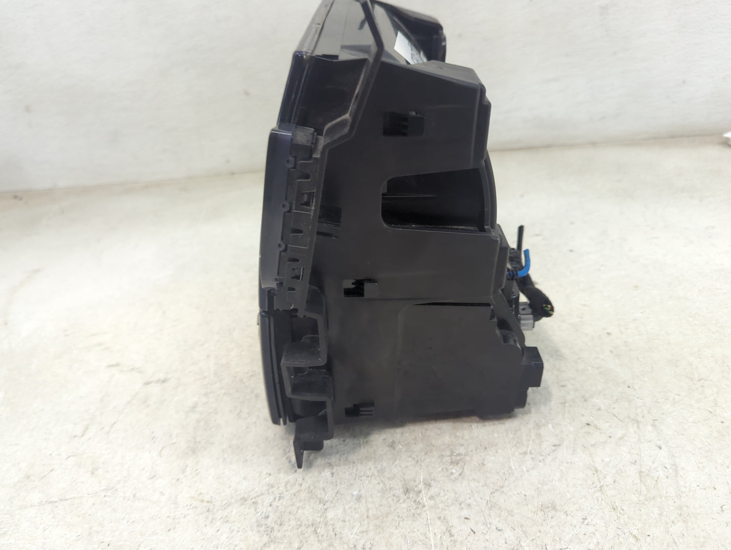 2015 Cadillac Escalade Radio Control Panel - Oemusedautoparts1.com