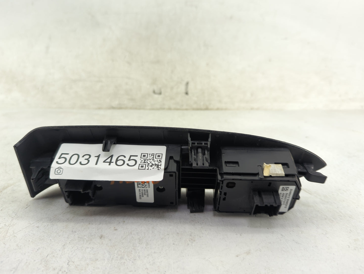 2015-2020 Cadillac Escalade Master Power Window Switch Replacement Driver Side Left P/N:23484412 B066EA10 Fits OEM Used Auto