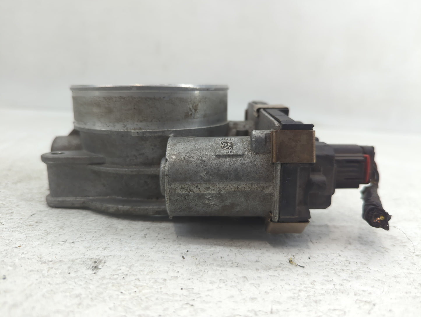 2015-2021 Cadillac Escalade Throttle Body P/N:12620263 Fits Fits 2014 2015 2016 2017 2018 2019 2020 2021 2022 OEM Used Auto 