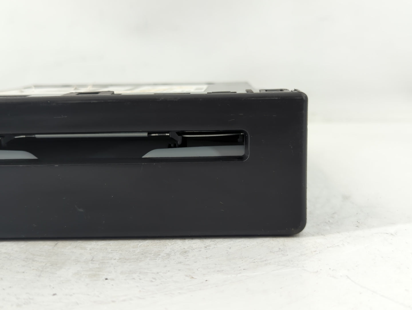 2015-2020 Cadillac Escalade Radio AM FM Cd Player Receiver Replacement P/N:84016435 Fits Fits 2015 2016 2017 2018 2019 2020 