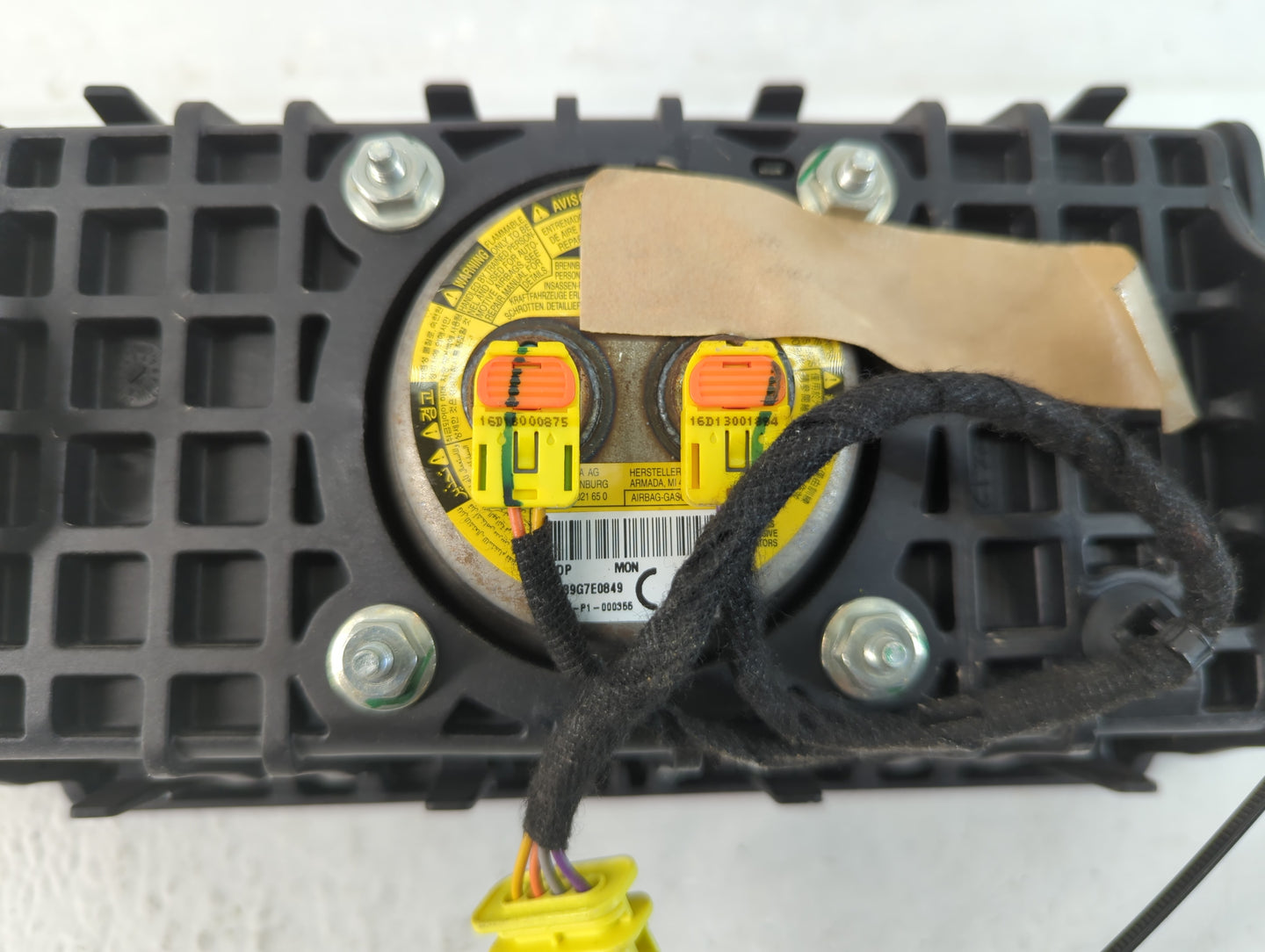 2015-2020 Cadillac Escalade Esv Air Bag Passenger Right Dashboard OEM Fits Fits 2014 2015 2016 2017 2018 2019 2020 OEM Used 