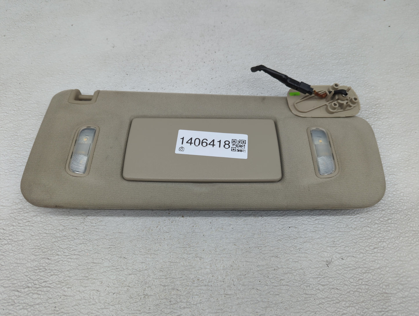 2015-2020 Cadillac Escalade Esv Sun Visor Shade Replacement Passenger Right Mirror Fits Fits 2015 2016 2017 2018 2019 2020 O