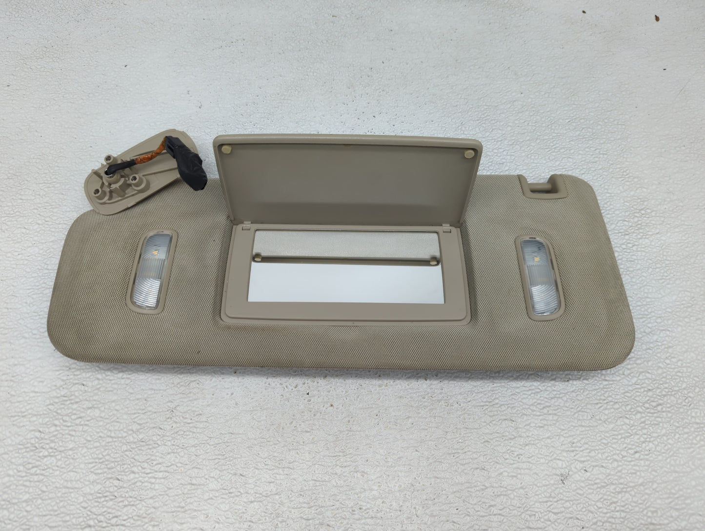 2015-2020 Cadillac Escalade Esv Sun Visor Shade Replacement Driver Left Mirror Fits Fits 2015 2016 2017 2018 2019 2020 OEM U