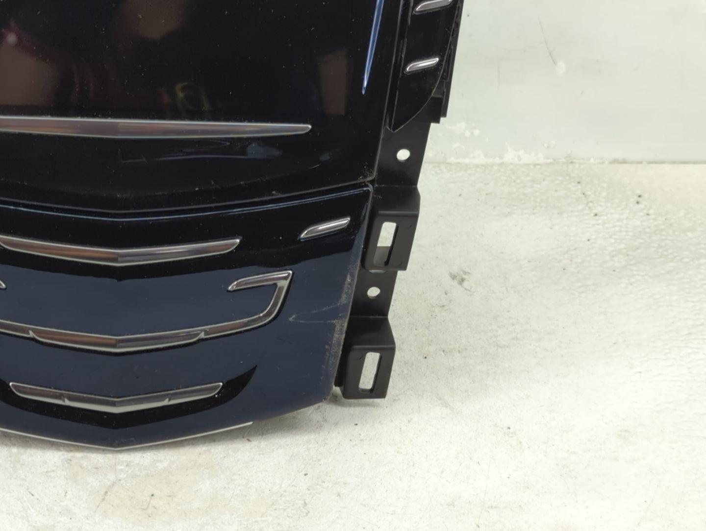 2015 Cadillac Escalade Esv Information Display Screen Black - Oemusedautoparts1.com