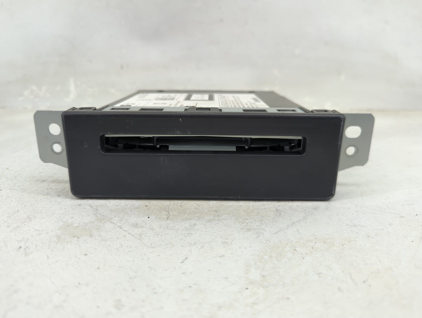 2015 Cadillac Escalade Esv Radio AM FM Cd Player Receiver Replacement P/N:13590747 TG5 Fits OEM Used Auto Parts - Oemusedaut