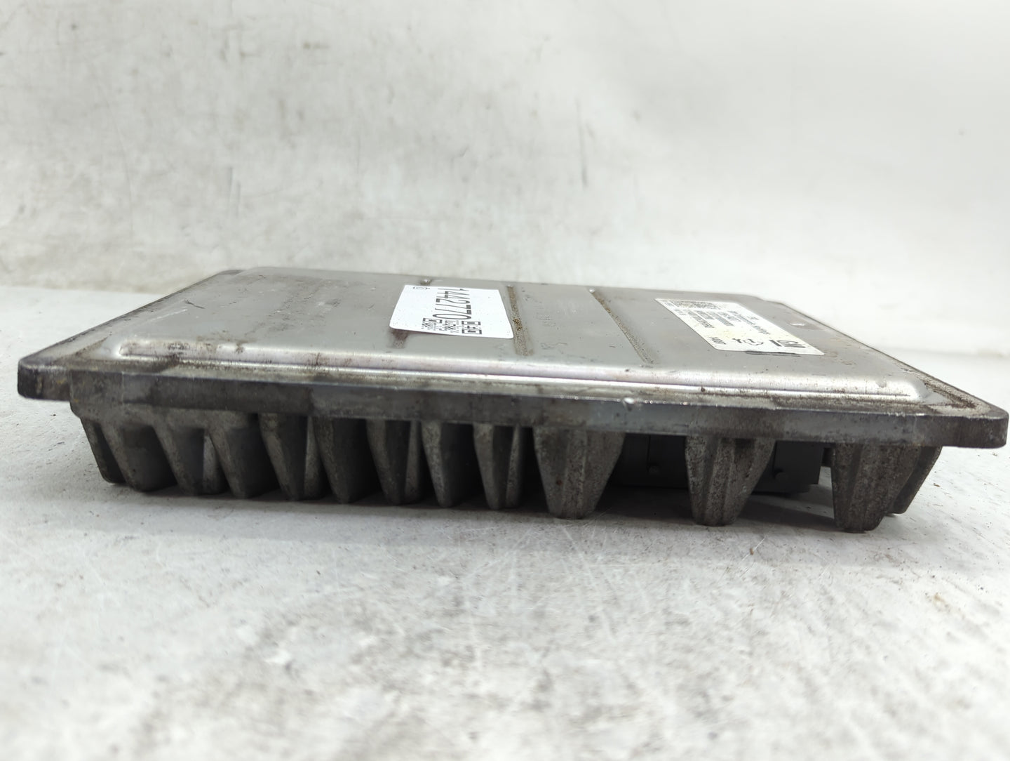 2015-2016 Cadillac Escalade Esv PCM Engine Control Computer ECU ECM PCU OEM P/N:12663437 13101010000000X Fits Fits 2014 2015