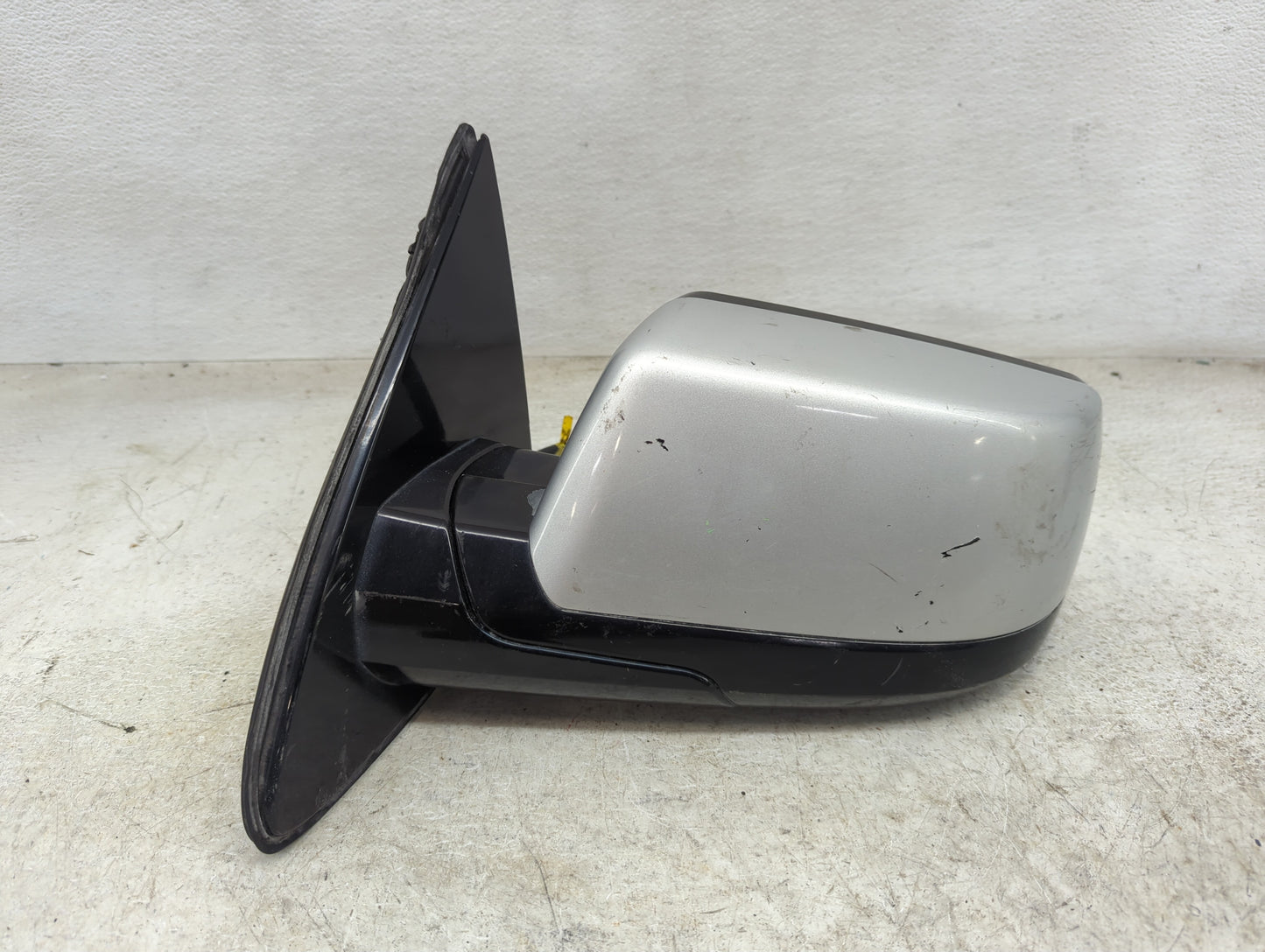 2015-2017 Cadillac Escalade Esv Driver Side View Mirror - Left Door Mirror OEM Used - Oemusedautoparts1.com