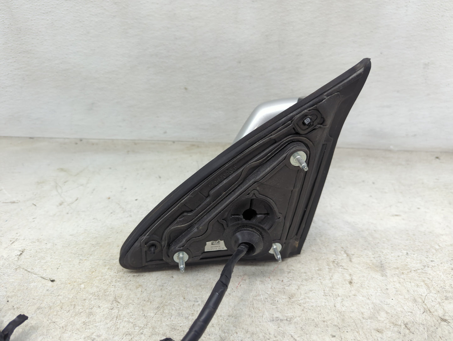 2015-2017 Cadillac Escalade Esv Passenger Side View Mirror - Right Door Mirror OEM Used - Oemusedautoparts1.com