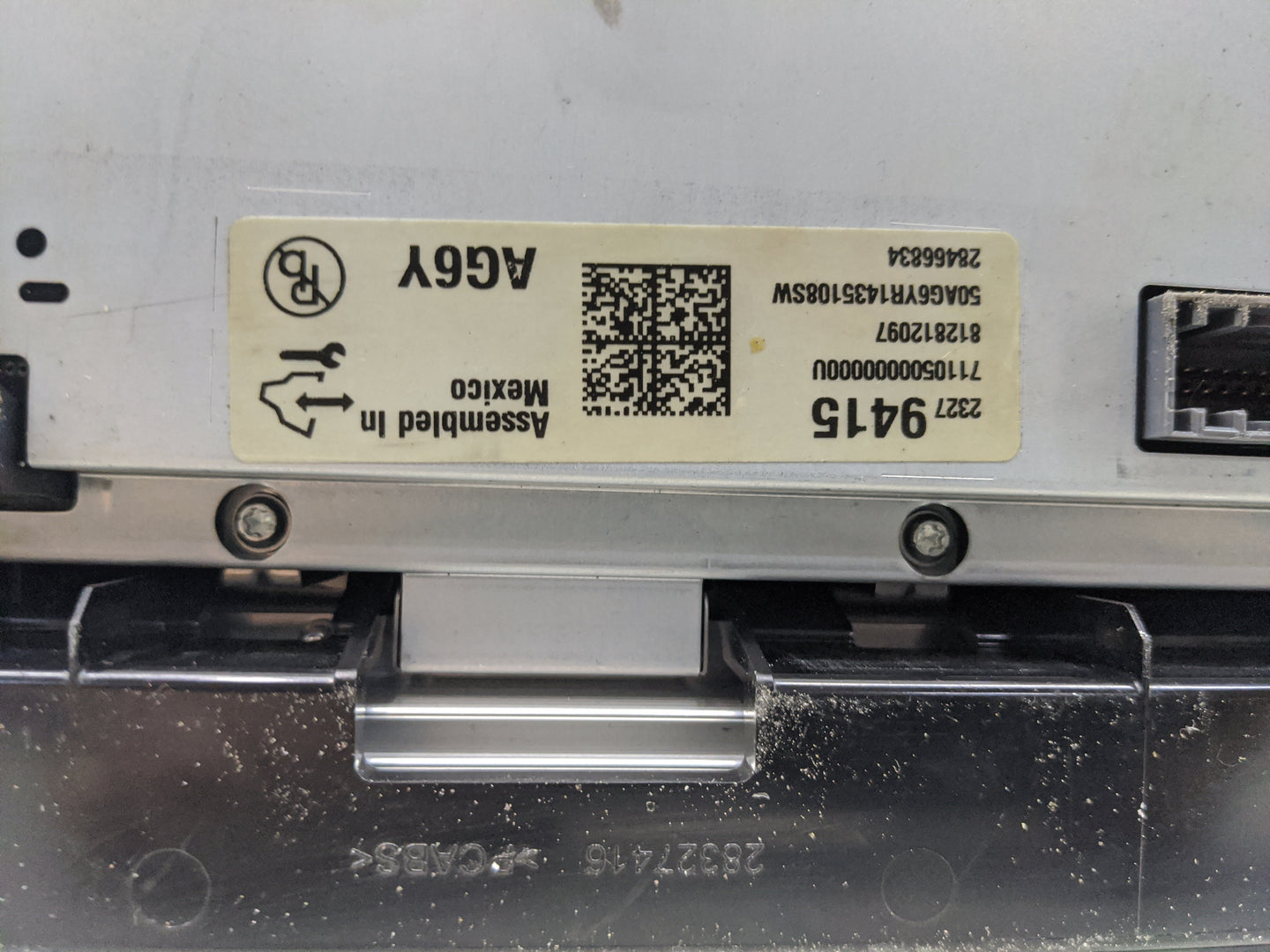 2015 Cadillac Escalade Esv Instrument Cluster Speedometer Gauges P/N:23279415 7110500000000U, 8128120970 Miles:138K Fits OEM
