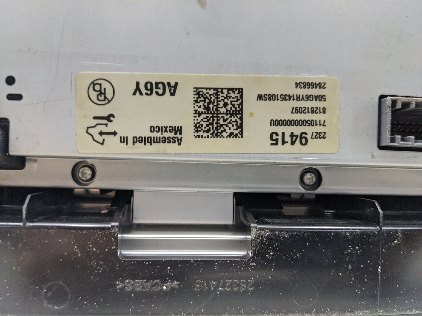 2015 Cadillac Escalade Esv Instrument Cluster Speedometer Gauges P/N:23279415 7110500000000U, 8128120970 Miles:138K Fits OEM