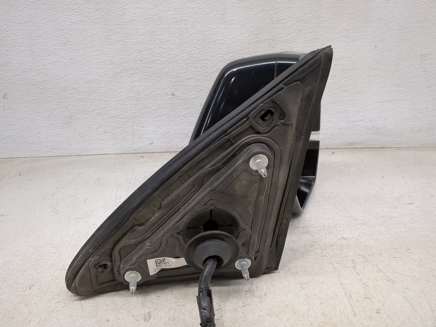 2015-2020 Cadillac Escalade Esv Passenger Side View Mirror - Right Door Mirror OEM Used - Oemusedautoparts1.com