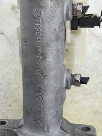 2015-2020 Cadillac Escalade Esv Brake Master Cylinder 1490690 - Oemusedautoparts1.com