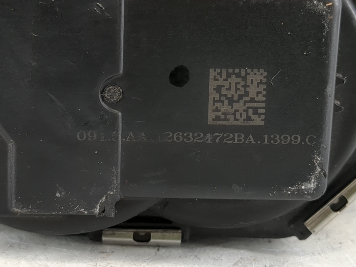 2012-2016 Cadillac Srx Throttle Body P/N:12632172BA Fits Fits 2012 2013 2014 2015 2016 2017 2018 2019 2020 2021 2022 OEM Use