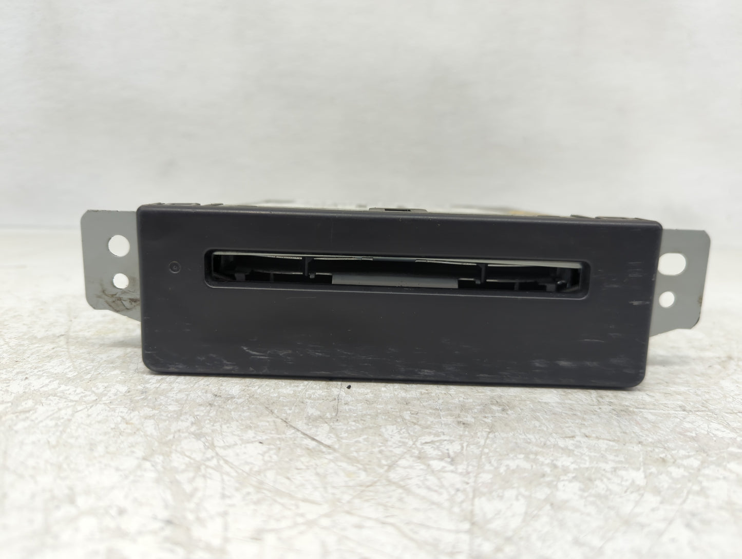 2015 Cadillac Srx Radio AM FM Cd Player Receiver Replacement P/N:22966566 Fits OEM Used Auto Parts - Oemusedautoparts1.com