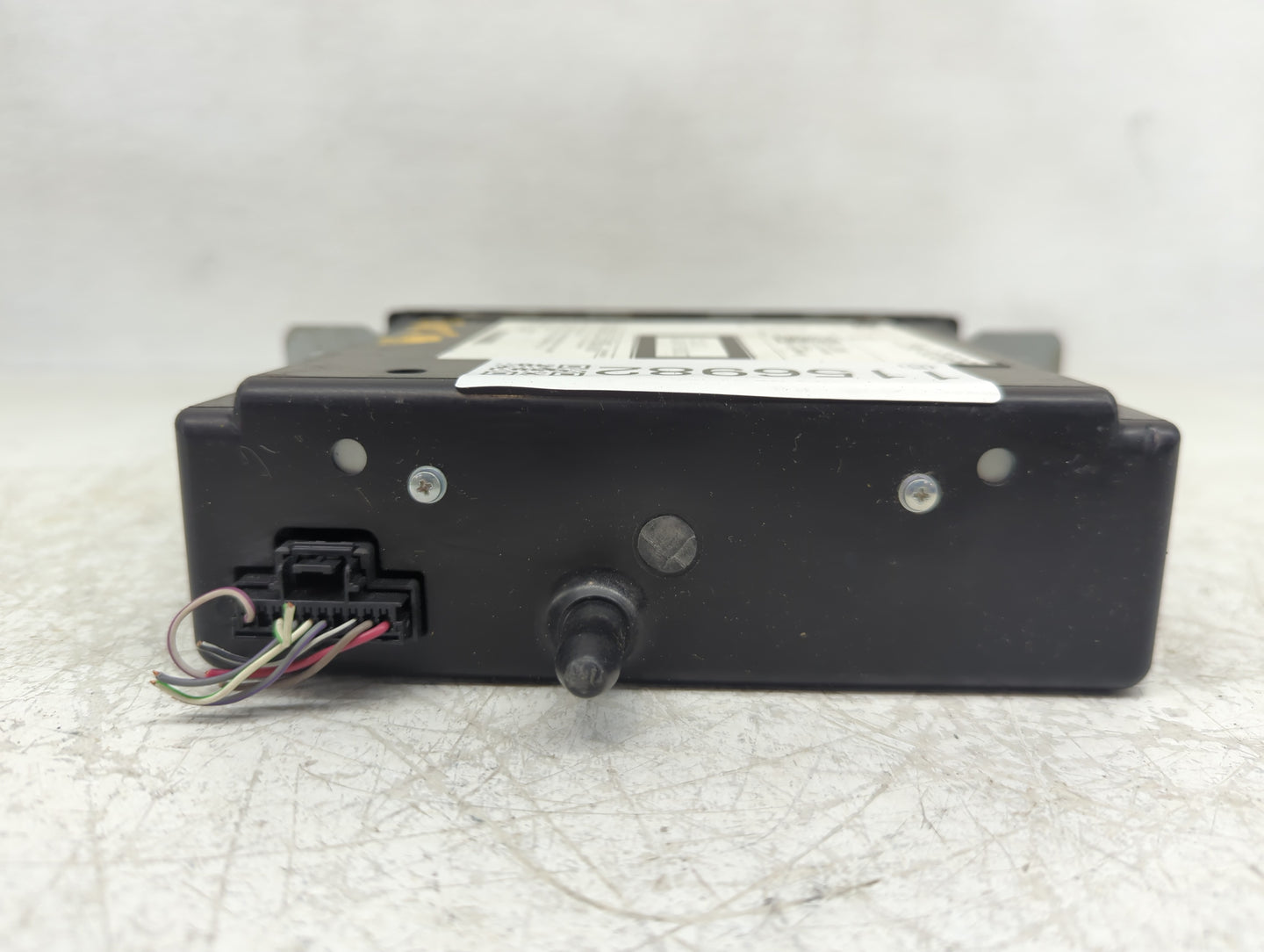 2015 Cadillac Srx Radio AM FM Cd Player Receiver Replacement P/N:22966566 Fits OEM Used Auto Parts - Oemusedautoparts1.com