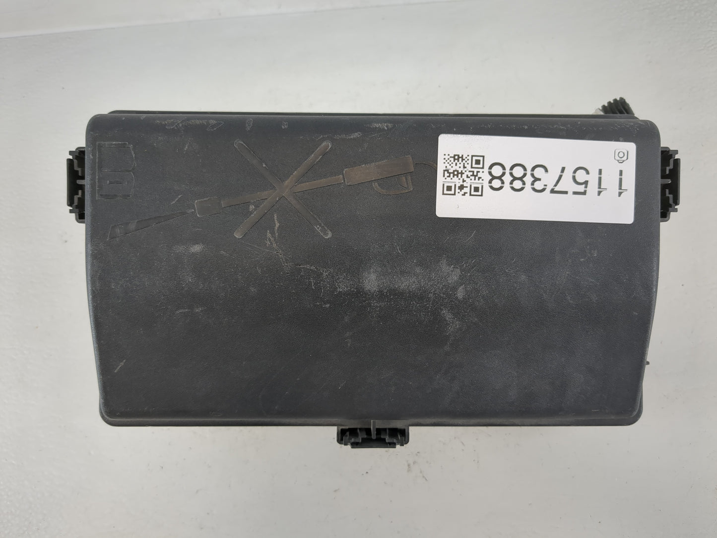 2014-2016 Cadillac Srx Fusebox Fuse Box Panel Relay Module P/N:22863132 Fits Fits 2014 2015 2016 OEM Used Auto Parts - Oemus