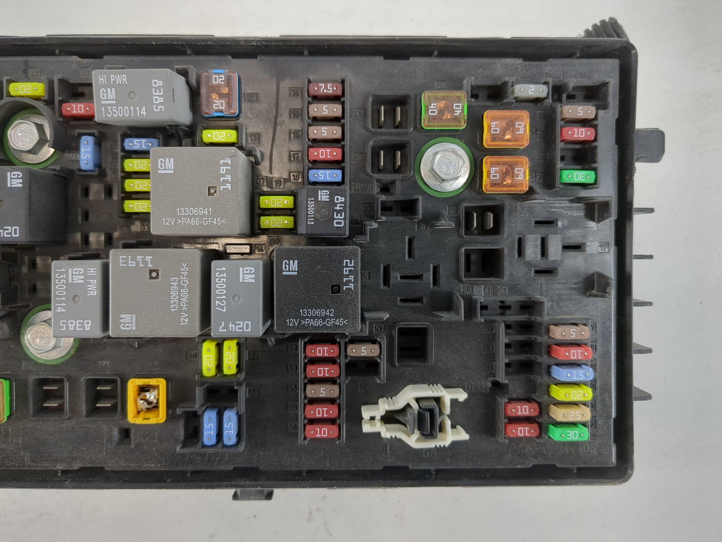 2014-2016 Cadillac Srx Fusebox Fuse Box Panel Relay Module P/N:22863132 Fits Fits 2014 2015 2016 OEM Used Auto Parts - Oemus