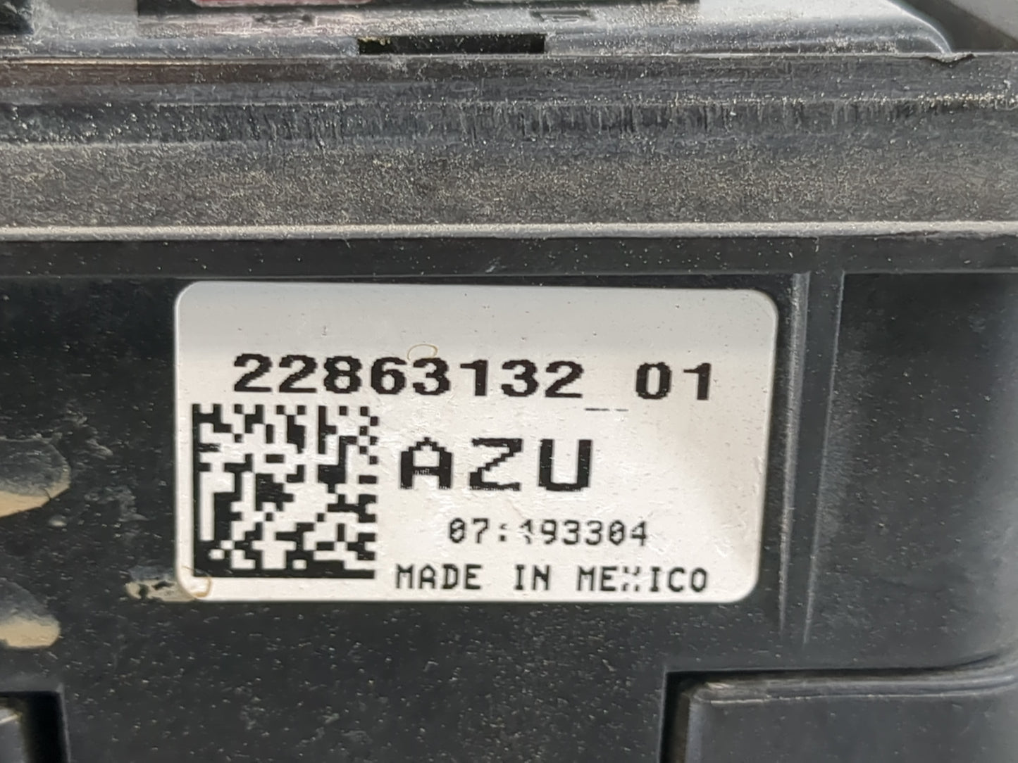 2014-2016 Cadillac Srx Fusebox Fuse Box Panel Relay Module P/N:22863132 Fits Fits 2014 2015 2016 OEM Used Auto Parts - Oemus