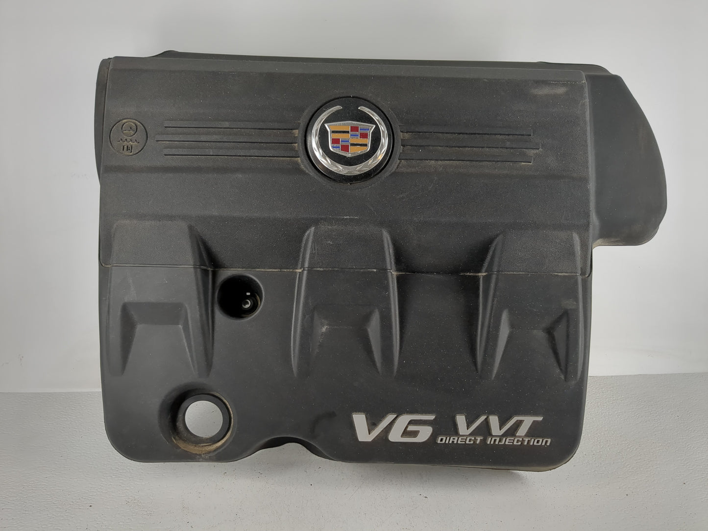 2015 Cadillac Srx Engine Cover - Oemusedautoparts1.com