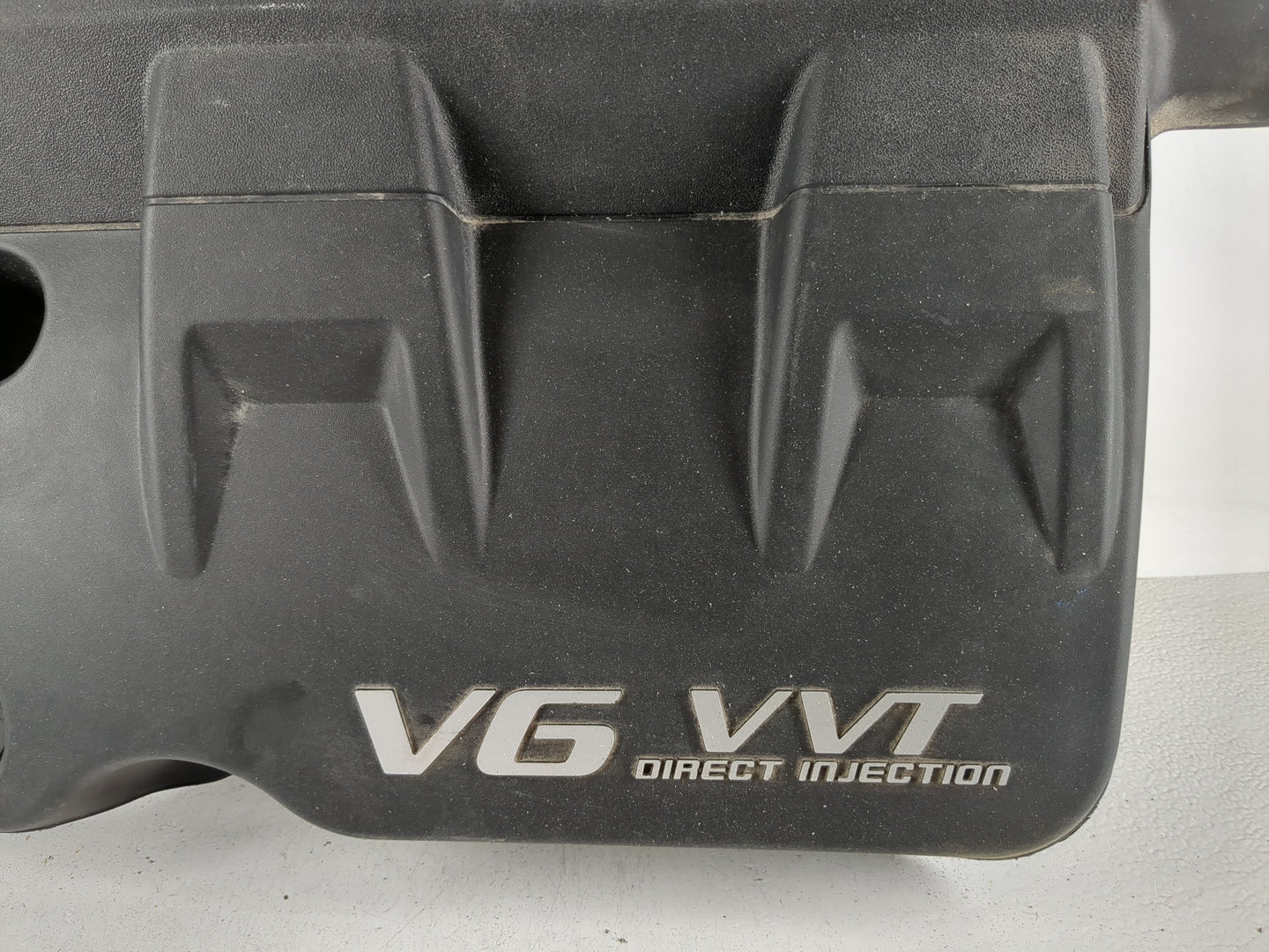 2015 Cadillac Srx Engine Cover - Oemusedautoparts1.com