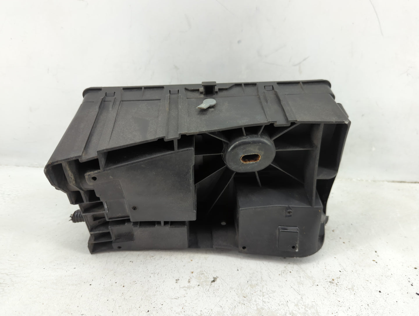 2014-2016 Cadillac Srx Fusebox Fuse Box Panel Relay Module P/N:812461952 Fits Fits 2014 2015 2016 OEM Used Auto Parts - Oemu