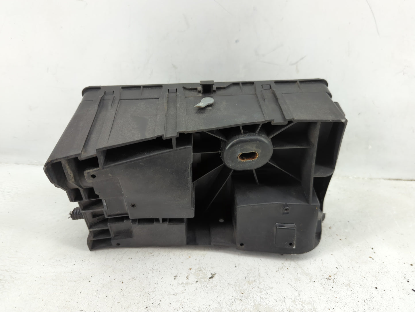 2014-2016 Cadillac Srx Fusebox Fuse Box Panel Relay Module P/N:812461952 Fits Fits 2014 2015 2016 OEM Used Auto Parts - Oemu