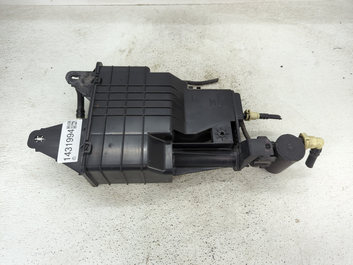 2015 Cadillac Srx Fuel Vapor Charcoal Canister - Oemusedautoparts1.com