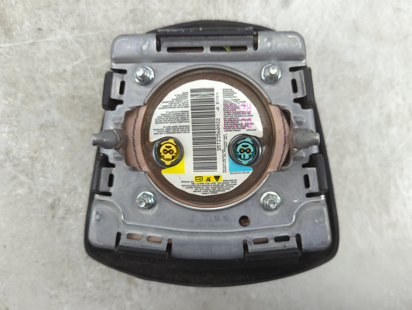 2015 Cadillac Srx Air Bag Driver Left Steering Wheel Mounted P/N:PW247PH371BAR K0531-40C Fits OEM Used Auto Parts - Oemuseda