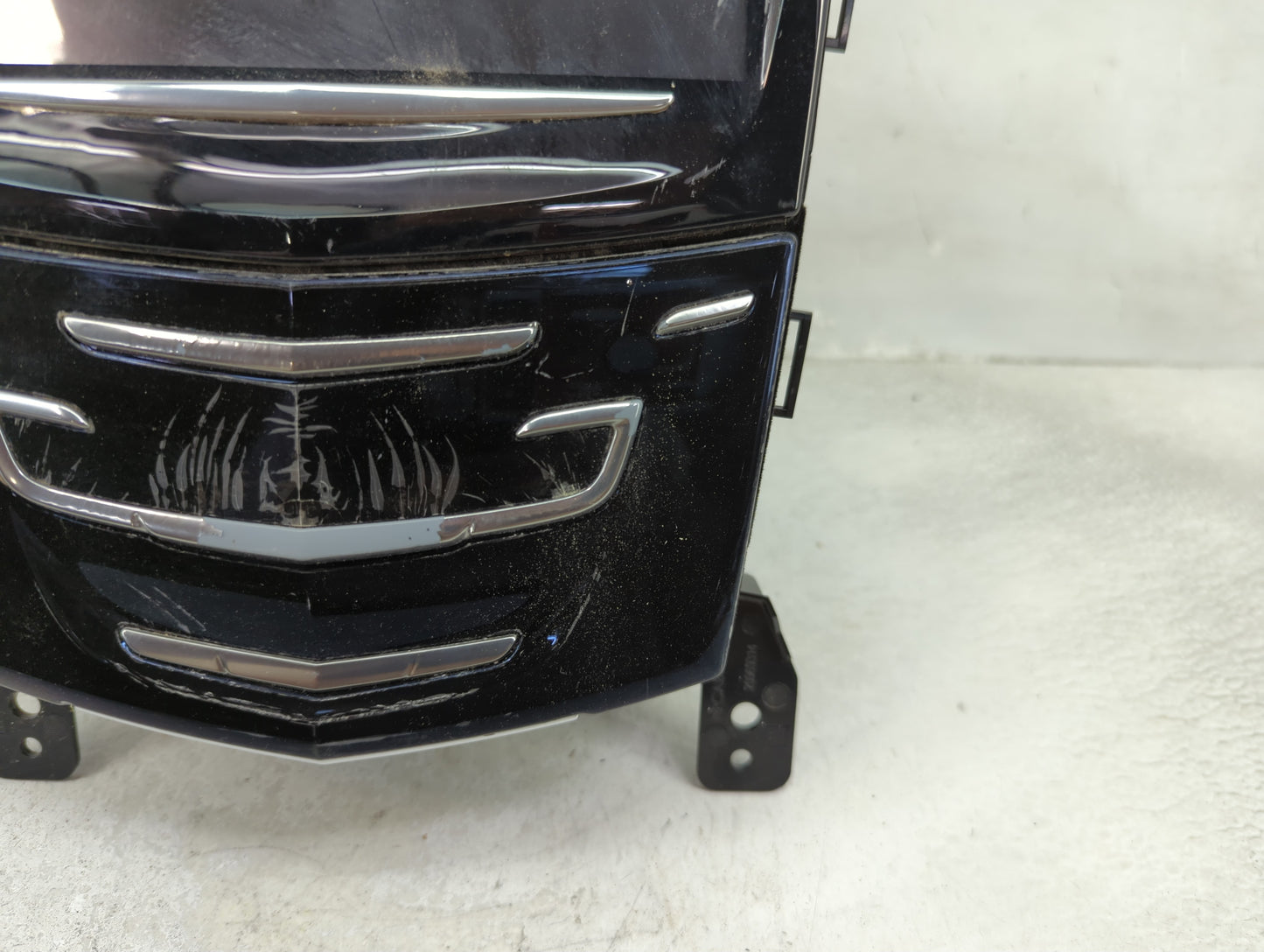 2015 Cadillac Srx Information Display Screen Black - Oemusedautoparts1.com